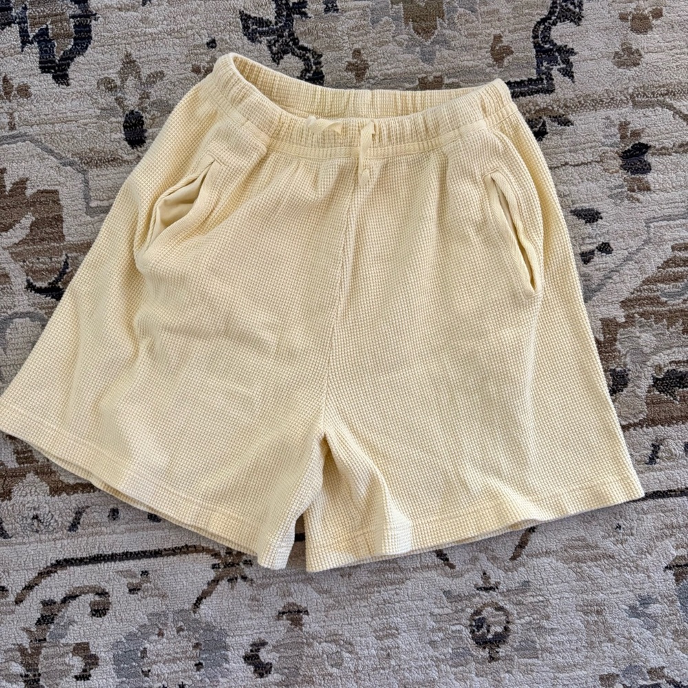 Butter Yellow Eddie Bauer High Waist Waffle Knit Women's Shorts